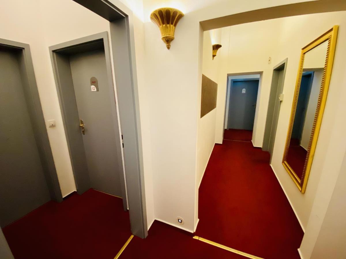 Doppelzimmer Tresen, Direkt Am Alten Strom Rostock Esterno foto